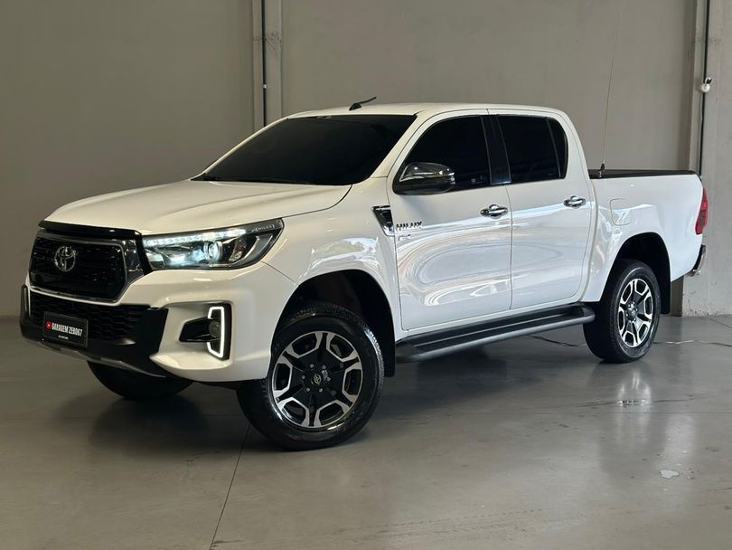Toyota Hilux CD SRV 4x2 2.7 Flex 16V Aut.