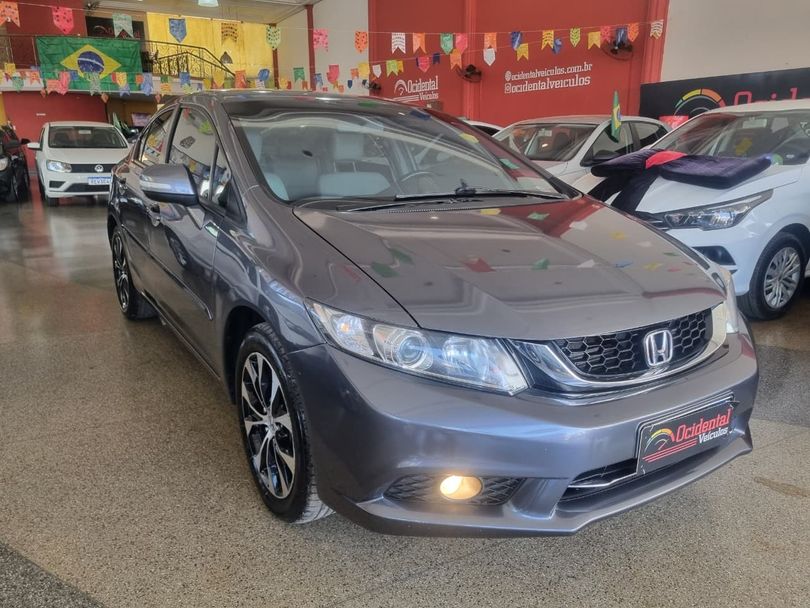Honda Civic Sedan LXR 2.0 Flexone 16V Aut. 4p