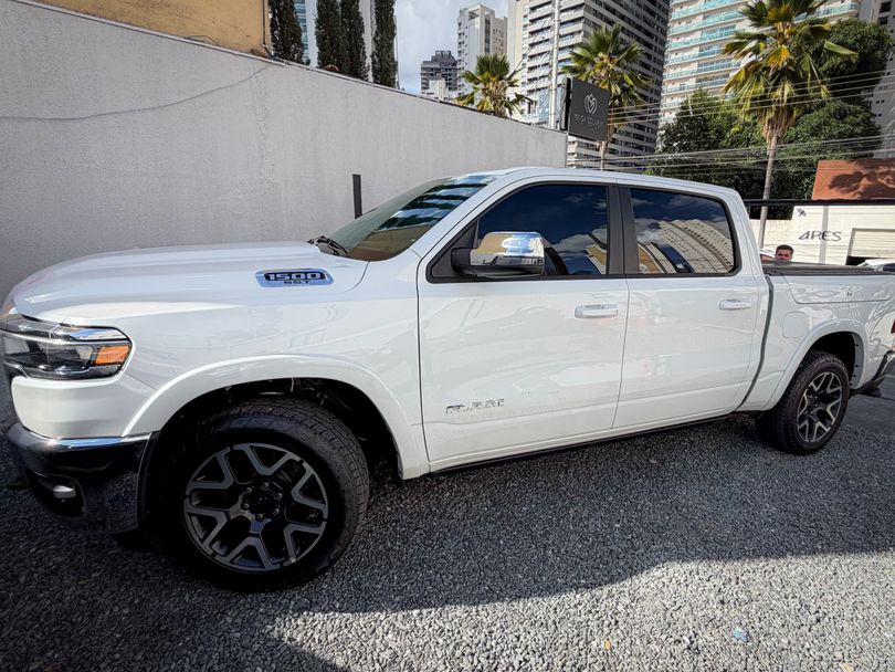 RAM 1500 LARAMIE 3.0 CD BI-TB 4x4 Aut.