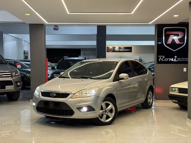 Ford Focus 1.6 S/SE/SE Plus Flex 8V/16V  5p