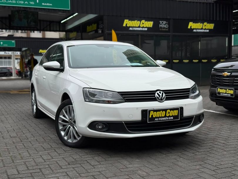 VolksWagen JETTA Highline 2.0 TSI 16V 4p Tiptronic