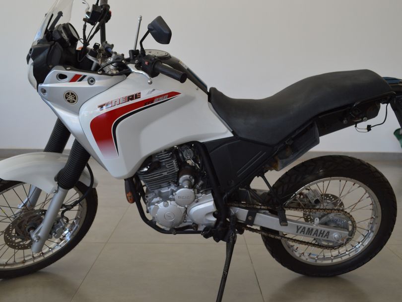 YAMAHA XTZ 250 TENERE/TENERE BLUEFLEX