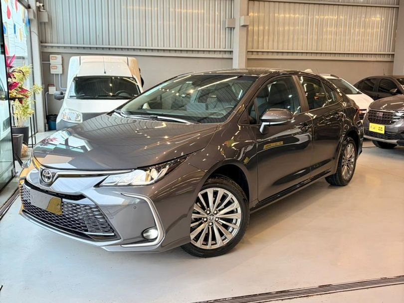 Toyota Corolla XEi 2.0 Flex 16V Aut.