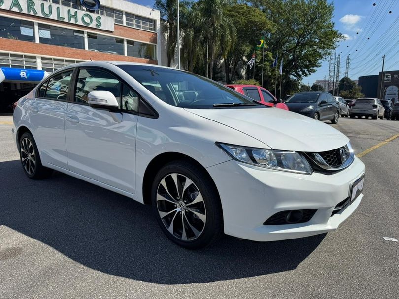 Honda Civic Sedan LXR 2.0 Flexone 16V Aut. 4p