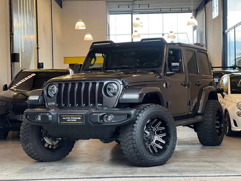 Jeep Wrangler SAHARA Overland 2.0 4x4 4p Aut.