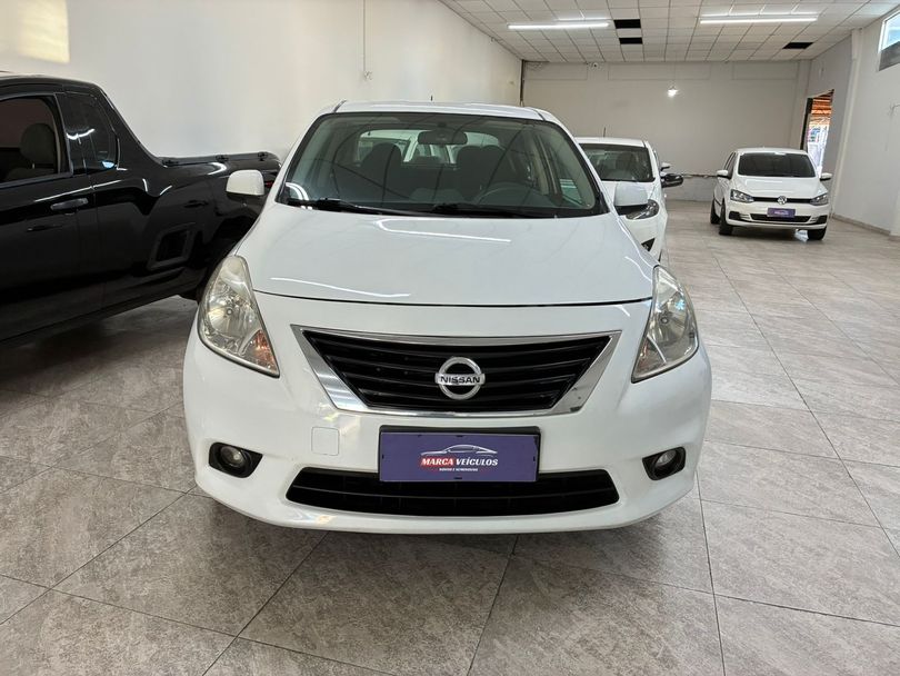 Nissan VERSA SL 1.6 16V Flex Fuel 4p Mec.