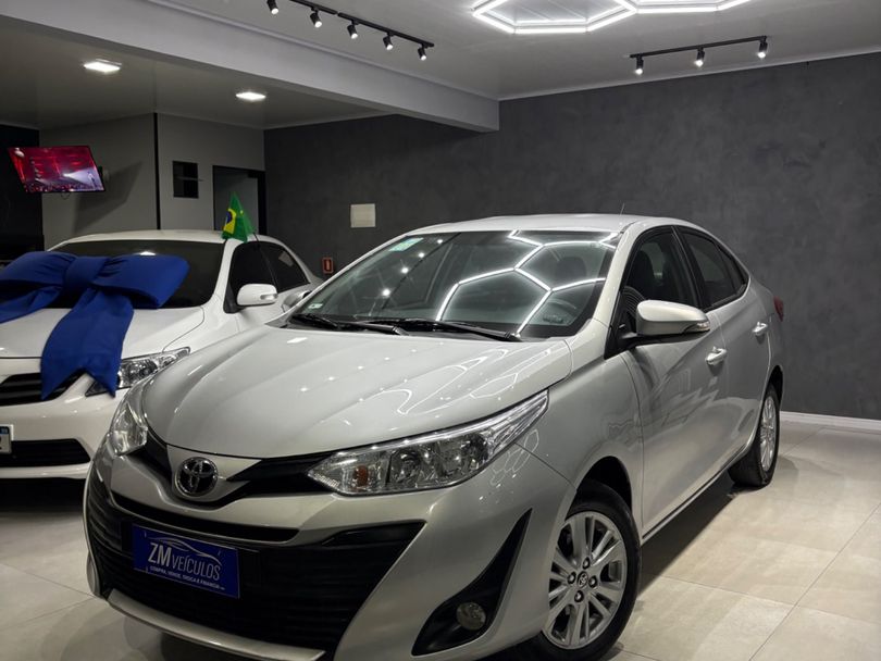 Toyota YARIS XL Sedan 1.5 Flex 16V 4p Mec.