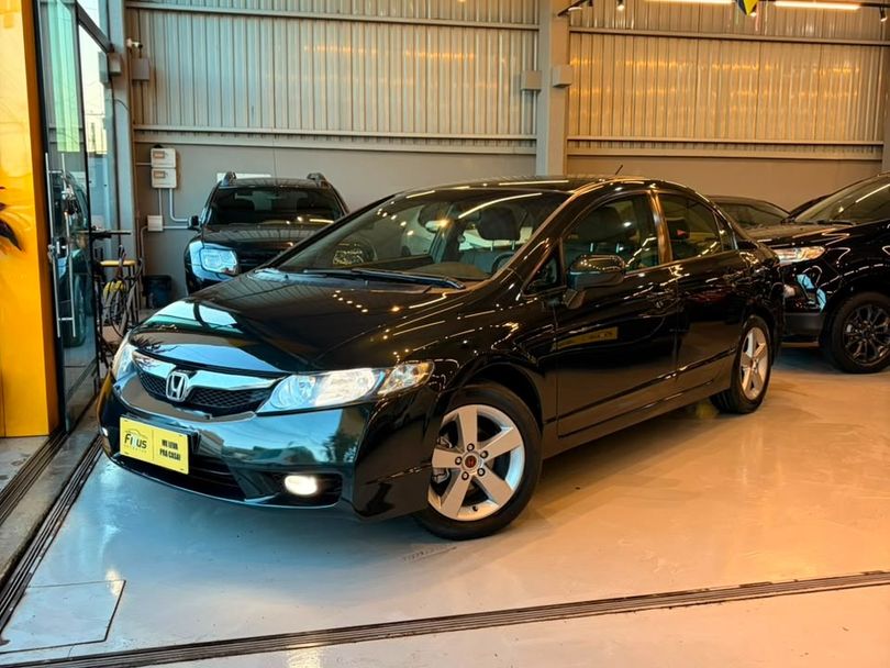 Honda Civic Sedan LXS 1.8/1.8 Flex 16V Mec. 4p