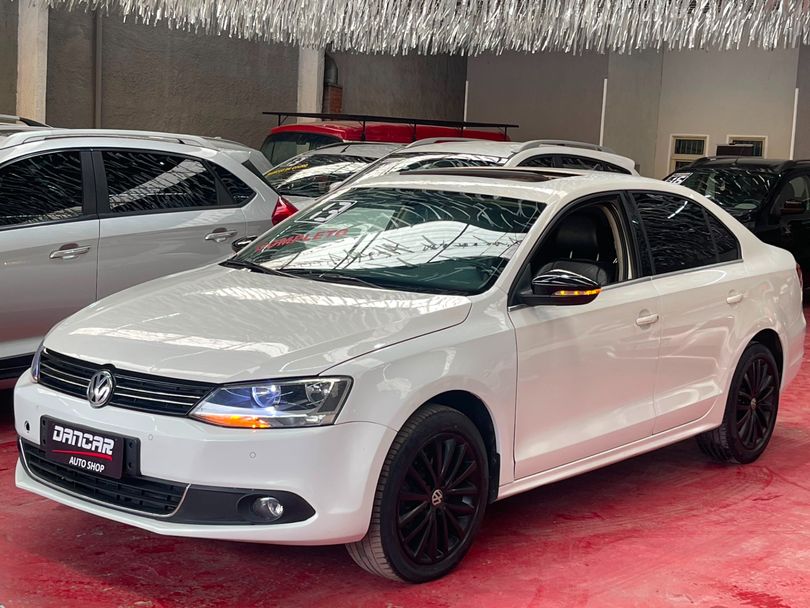 VolksWagen JETTA Highline 2.0 TSI 16V 4p Tiptronic