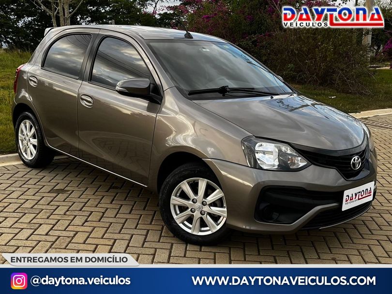 Toyota ETIOS X Plus 1.5 Flex 16V 5p Aut.