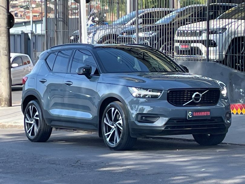 Volvo XC 40 T-5 R-DESIGN 1.5 FWD (Híbrido)