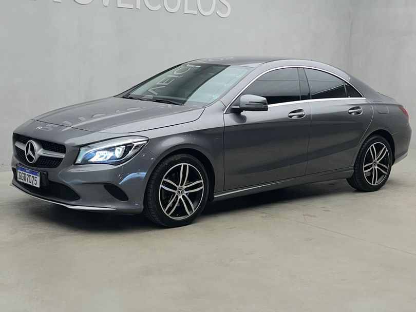 Mercedes C-200 Avantgarde 2.0 TB 16V 184cv Aut.