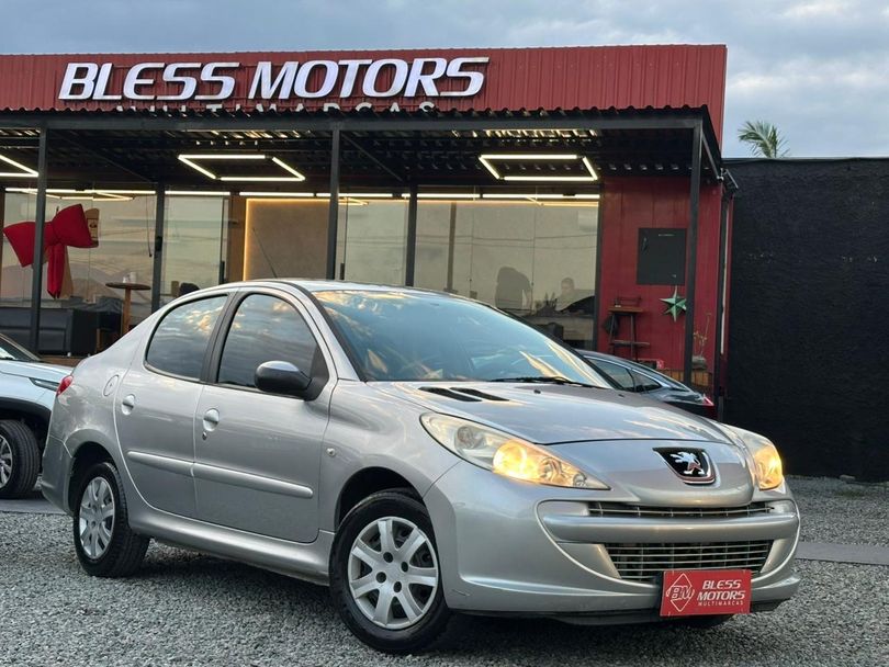 Peugeot 207 Sedan Passion XS 1.6 Flex 16V 4p