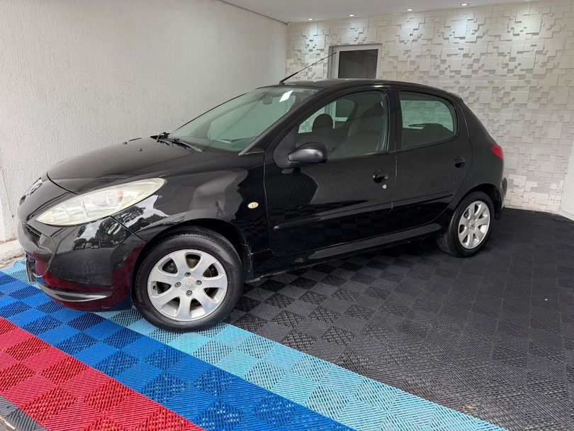 Peugeot 207 XR 1.4 Flex 8V 5p