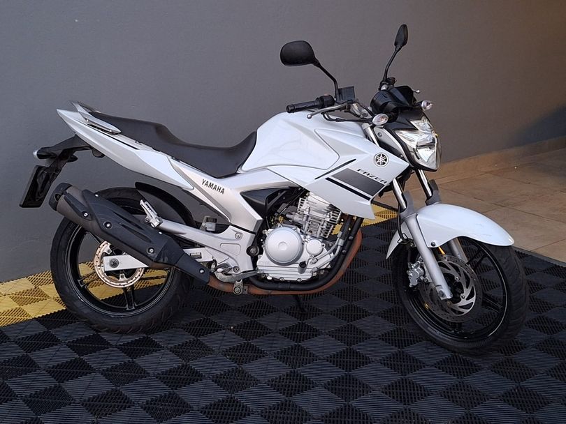 YAMAHA YS 250 FAZER/ FAZER L. EDITION /BLUEFLEX