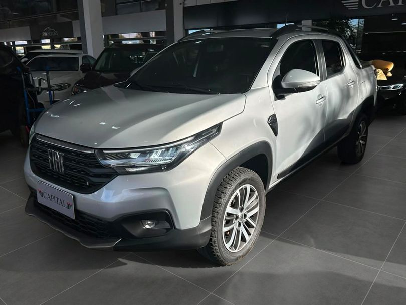 Fiat Strada Volcano 1.3 Flex 8V CD