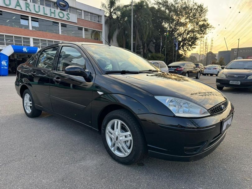 Ford Focus Sedan 2.0 16V/2.0 16V Flex 4p Aut.