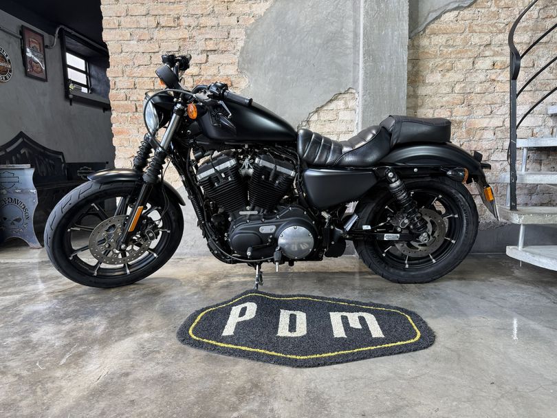 Harley XL 883N IRON