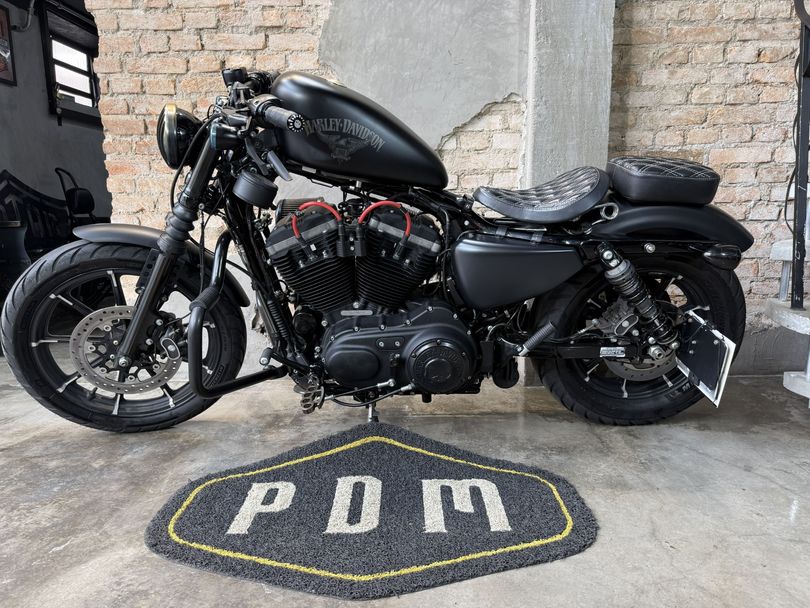 Harley XL 883N IRON