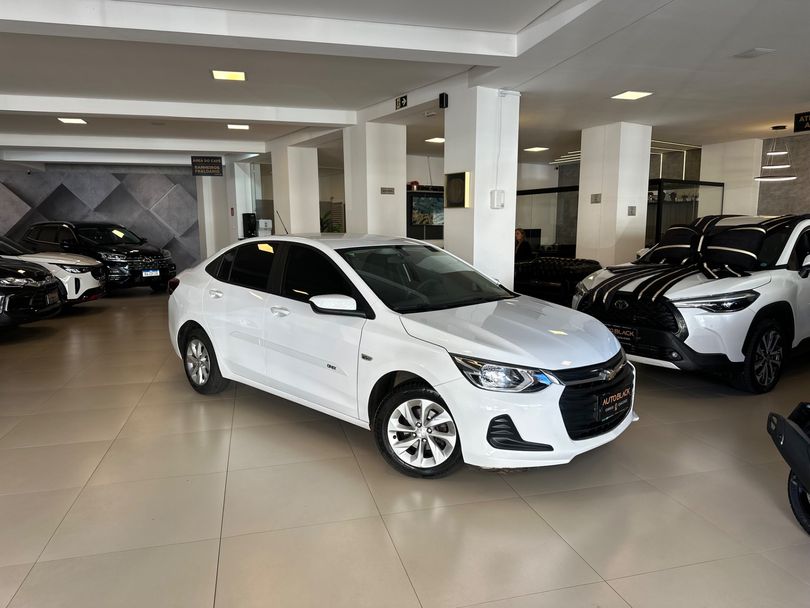 Chevrolet ONIX SEDAN Plus LT 1.0 12V Flex 4p Mec.