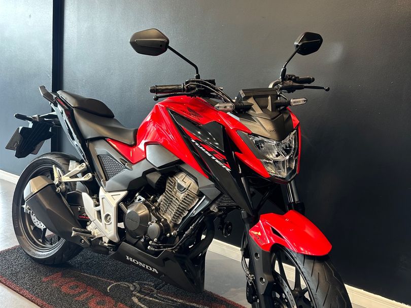 HONDA CB 300F Twister Flex