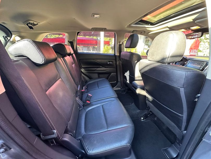 Mitsubishi OUTLANDER 3.0/ GT 3.0 V6 Aut.