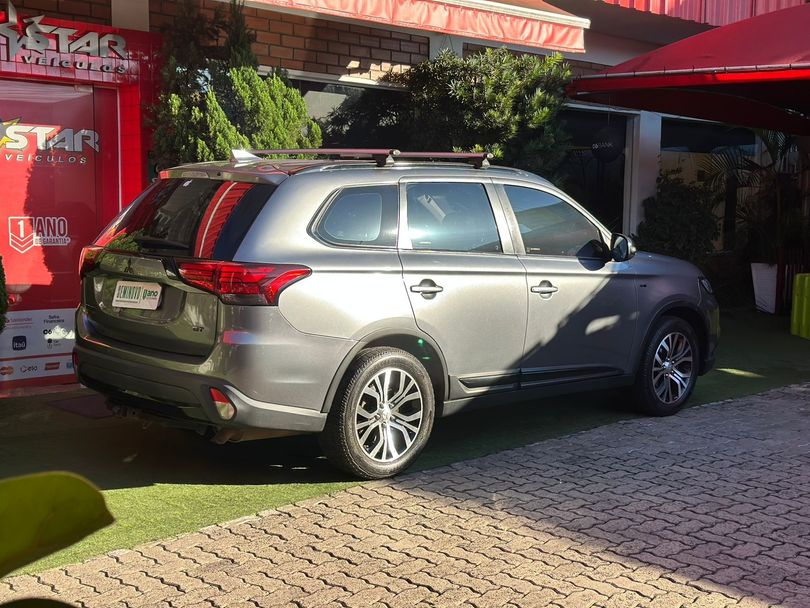 Mitsubishi OUTLANDER 3.0/ GT 3.0 V6 Aut.