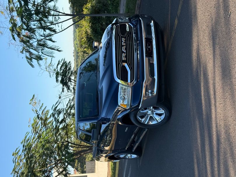 RAM CLASSIC LARAMIE 5.7 CD V8 4X4 Aut.