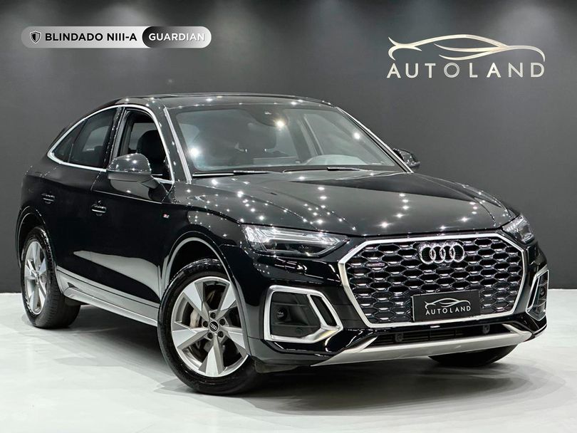 Audi Q5 SB P Black. 2.0 TFSIe S.Tr. Qt (Hib.)