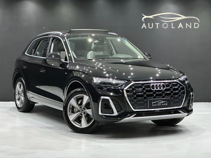 Audi Q5 S-Line Black 2.0 TFSI Quat. S-Tronic