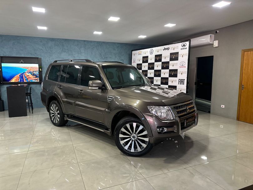 Mitsubishi Pajero 3.2 4x4 T.I. Dies. 5p Aut