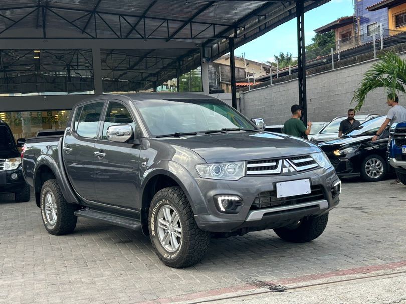 Mitsubishi L200 Triton HPE 3.2 CD TB Int.Diesel Mec