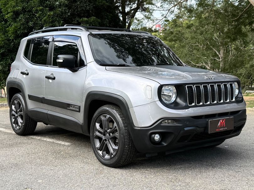 Jeep Renegade 1.8 4x2 Flex 16V Aut.