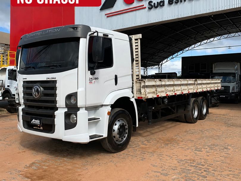 VOLKSWAGEN 24-280 E Constel. 6x2 2p (diesel)(E5)