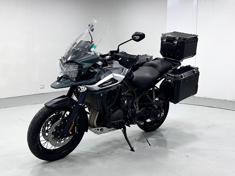 TRIUMPH TIGER 1200 XCA