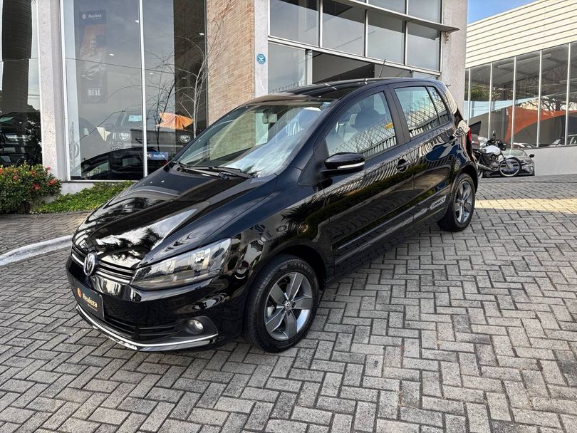 VolksWagen Fox Connect 1.6 Flex 8V 5p
