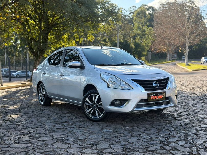 Nissan VERSA SL 1.6 16V FlexStart 4p Mec.