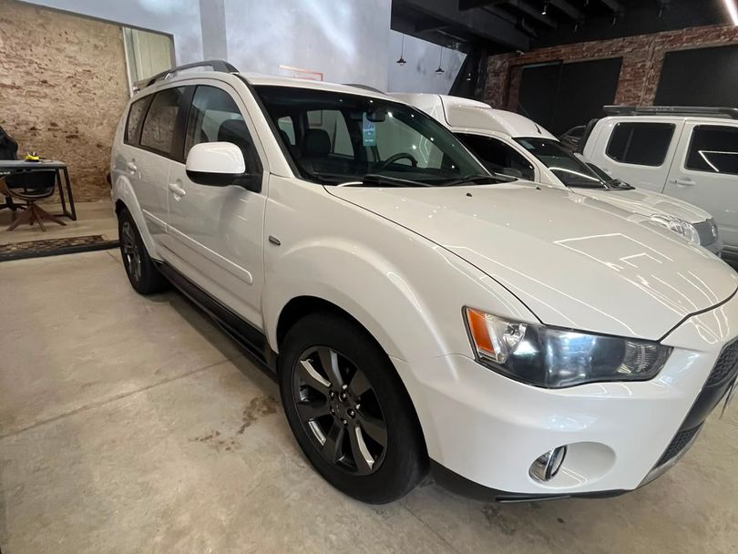 Mitsubishi OUTLANDER 3.0/ GT 3.0 V6 Aut.