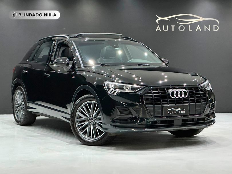 Audi Q3 Black Ed. 1.4 TFSI Flex/Black S-tron.