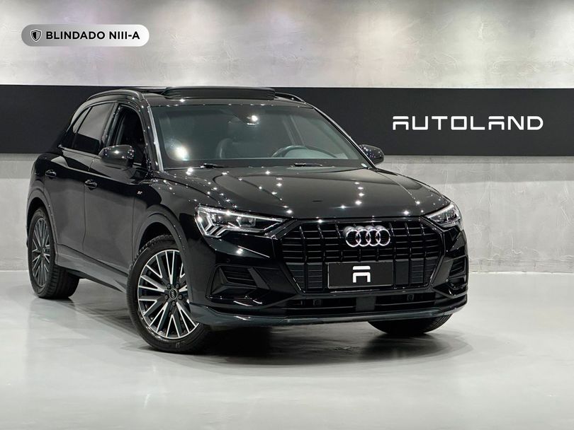 Audi Q3 Black Ed. 1.4 TFSI Flex/Black S-tron.