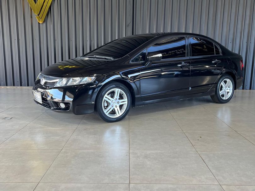 Honda Civic Sedan EXS 1.8/1.8 Flex 16V Aut. 4p