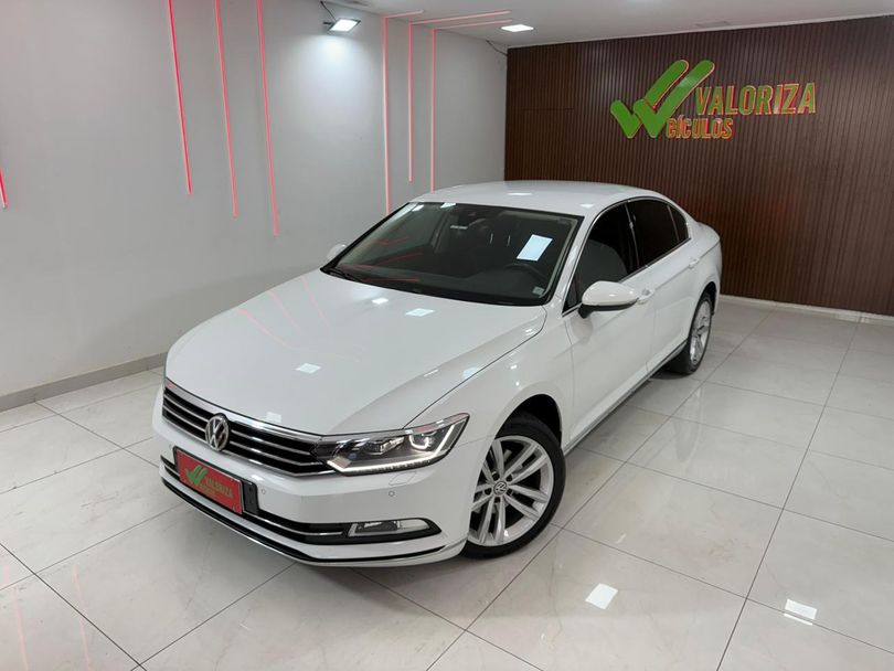 VolksWagen Passat Highline 2.0 TSI 220cv Tip.