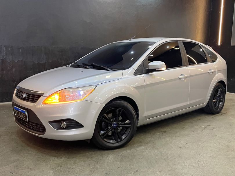 Ford Focus 1.6 S/SE/SE Plus Flex 8V/16V  5p