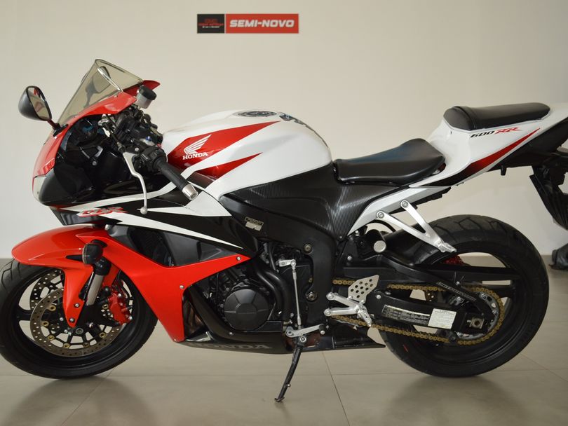 HONDA CBR 600 RR