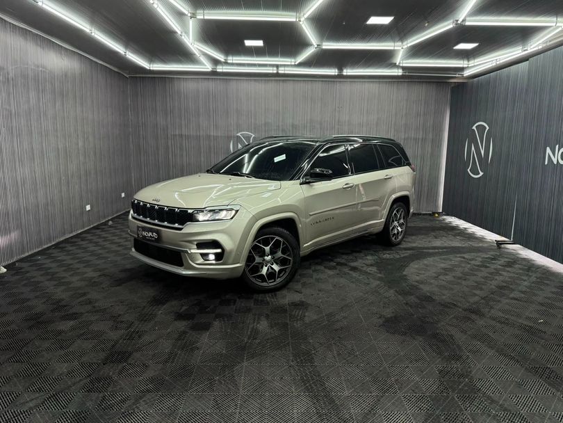 Jeep Commander Overland T270 1.3 TB Flex Aut.