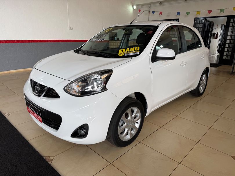 Nissan MARCH SV 1.6 16V FlexStart 5p Mec.