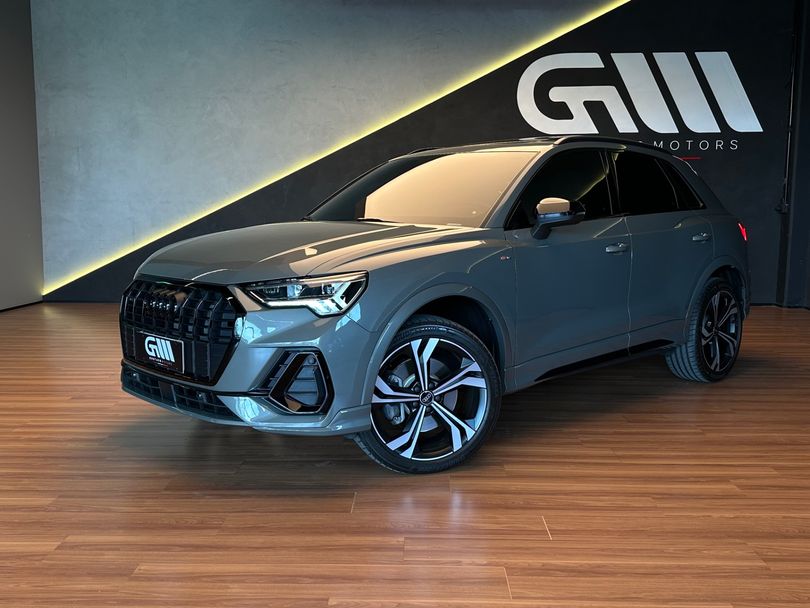 Audi Q3 Perf. Black.Plus 2.0 TFSI Tip. Quat.