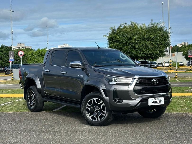 Toyota Hilux CD SRX 4x4 2.8 TDI 16V Diesel Aut.