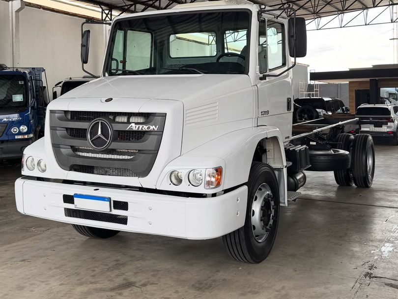 MERCEDES-BENZ Atron 1319 2p (diesel) (E5)