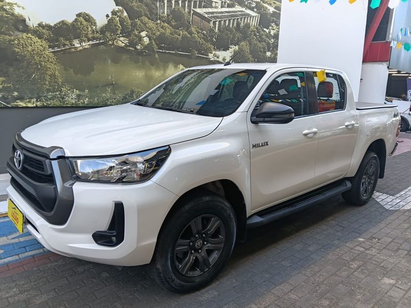 Toyota Hilux CD SR 4x4 2.8 TDI Diesel Aut.